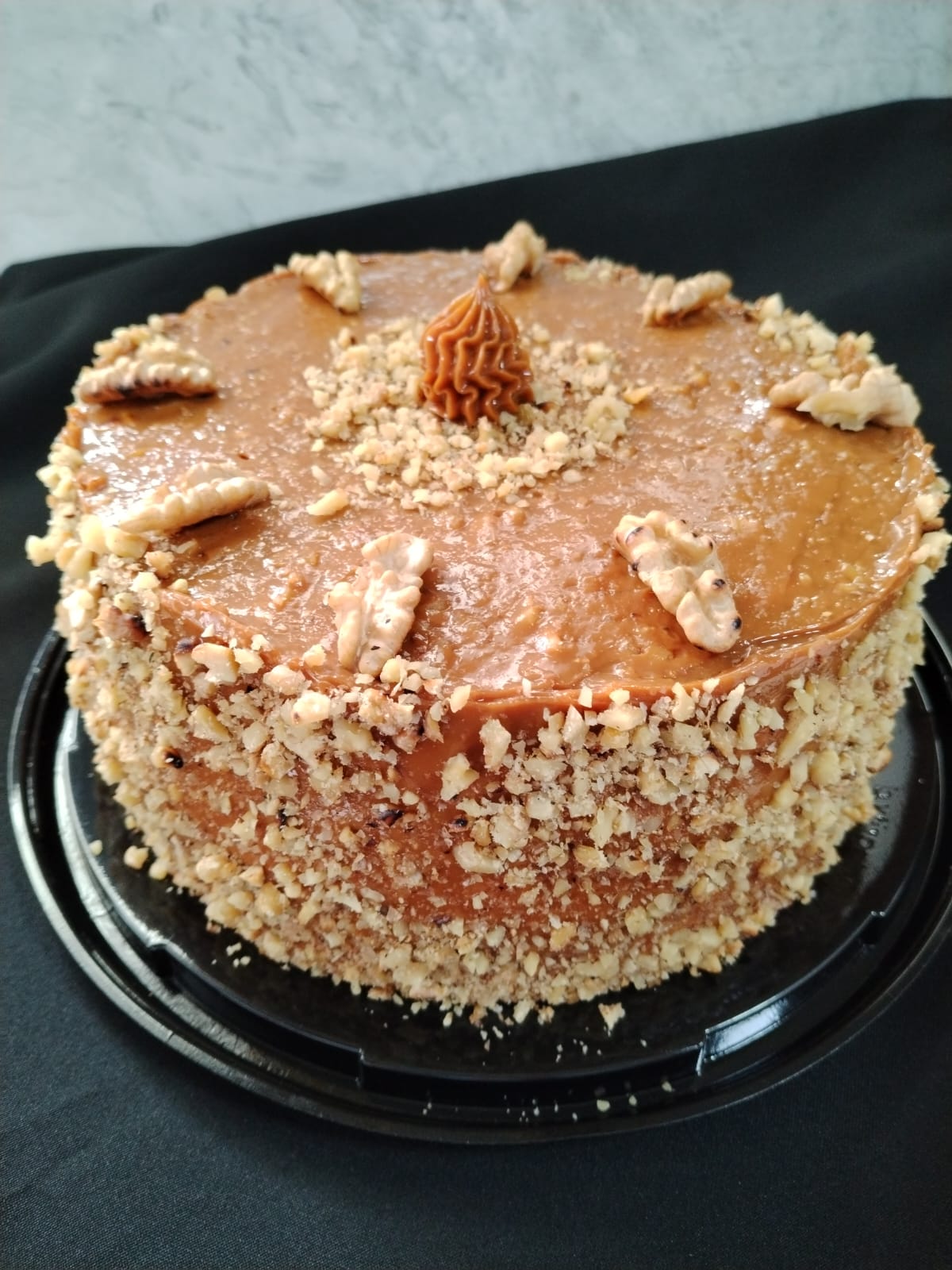 Torta Manjar Nuez